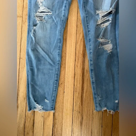American Eagle Outfitters Light Blue Denim Jeans - Picture 5 of 9